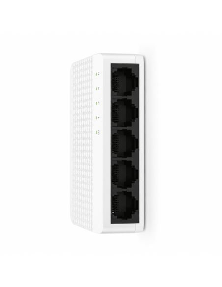 Switch Tenda S105 5 Puertos 10/100 Protección 6kV, referencia S105, vista en ángulo