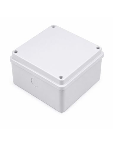 Caja de Paso Plástica 10x10 cm con Tornillos, referencia CAJA10X10, detalle de conectores y puertos