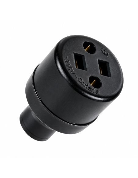 Toma aerea de caucho negro para armar extensiones electricas