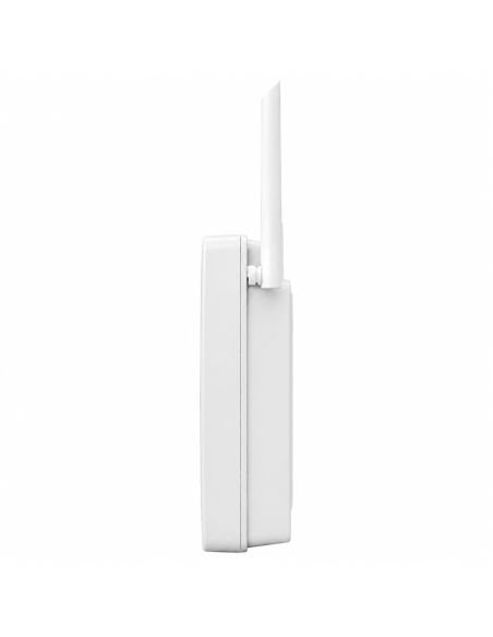 Perfil del panel Hagroy WARD PRO, se ve el grosor del gabinete y la antena