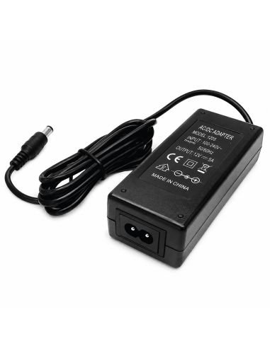 Fuente de Poder 12V 5 Amperios DVR NVR y Cámaras, referencia FUENTE12V5AMP, vista en ángulo