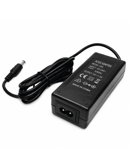 Fuente de Poder 12V 5 Amperios DVR NVR y Cámaras, referencia FUENTE12V5AMP, vista en ángulo