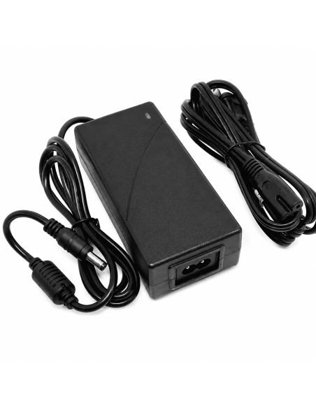 Fuente de Poder 12V 5 Amperios DVR NVR y Cámaras, referencia FUENTE12V5AMP, detalle de conectores y puertos